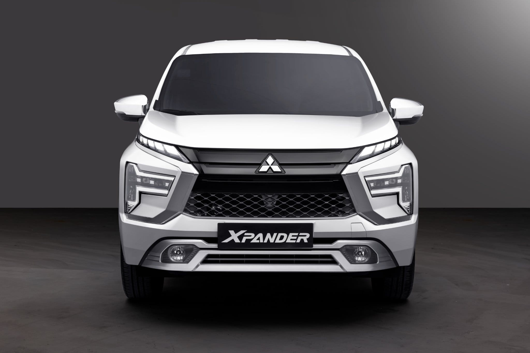 Mitsubishi Xpander AT Premium