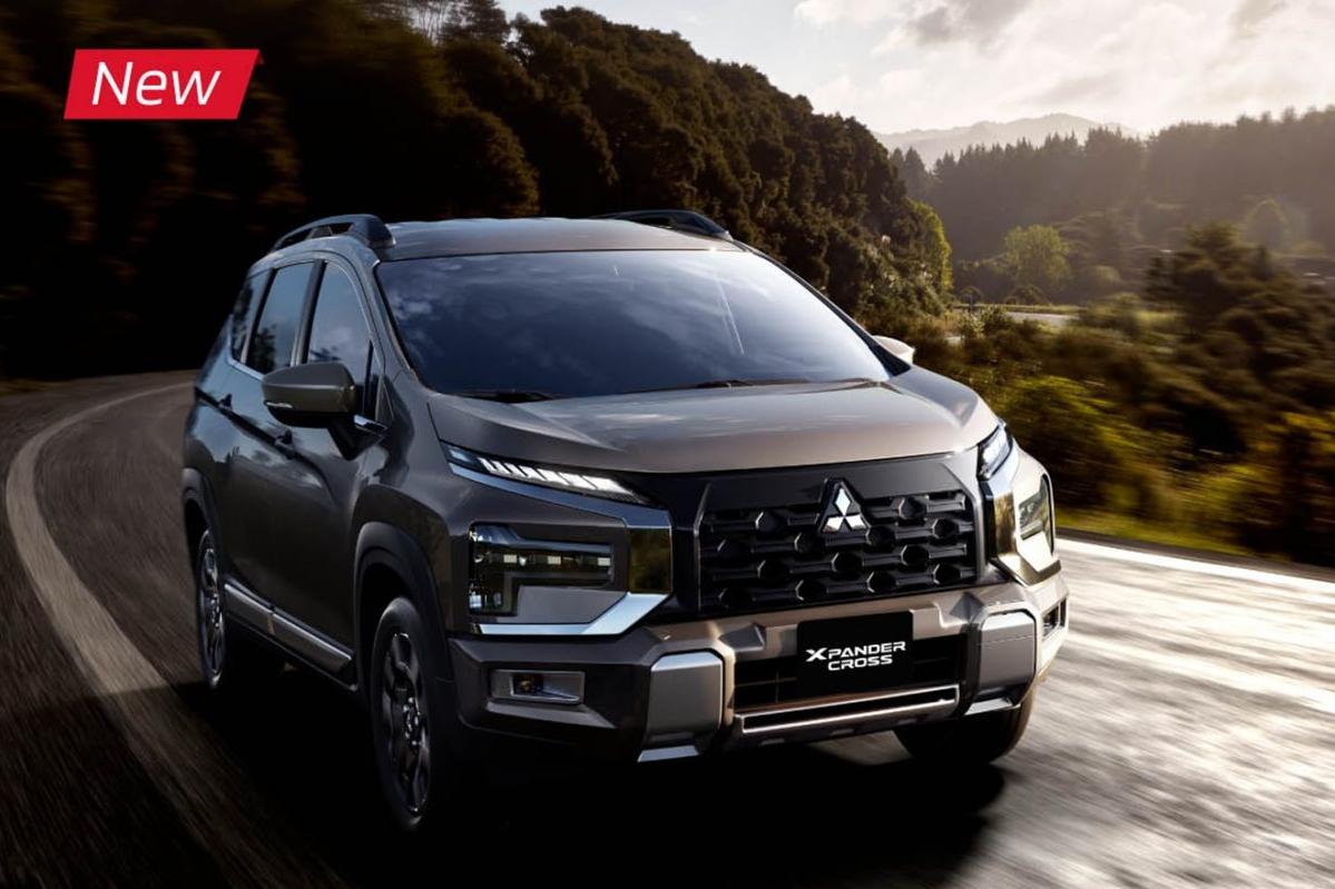 Xpander cross (1) (1).jpg